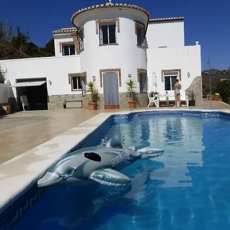 Countryside Private With Pool & Sea View Holiday home *